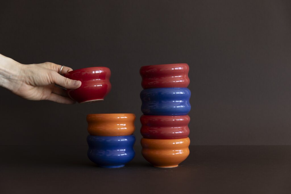Kleine Bunte Schalen mit Hand getöpfert von Jama Ceramics